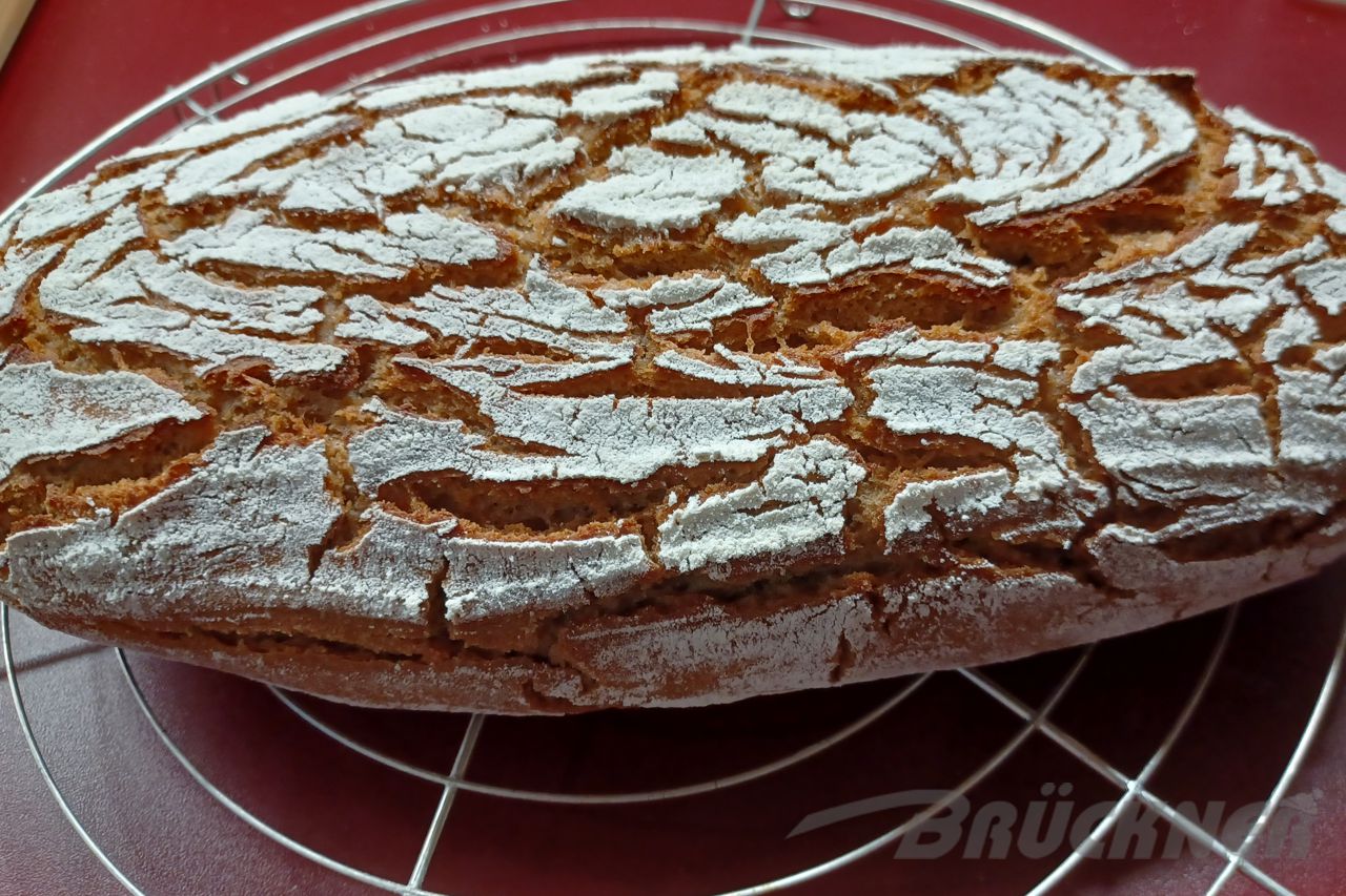 Bauernbrot mit Roggen und Dinkel