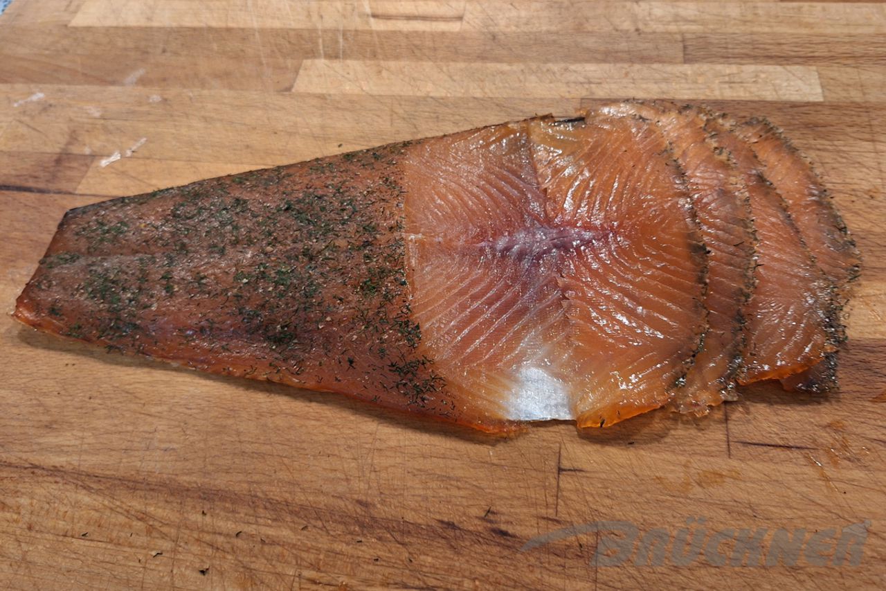 Räucherlachs, fertig geräuchert